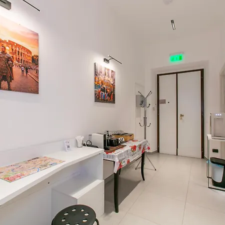 Pensjonat World Wide Bed Termini 4*
